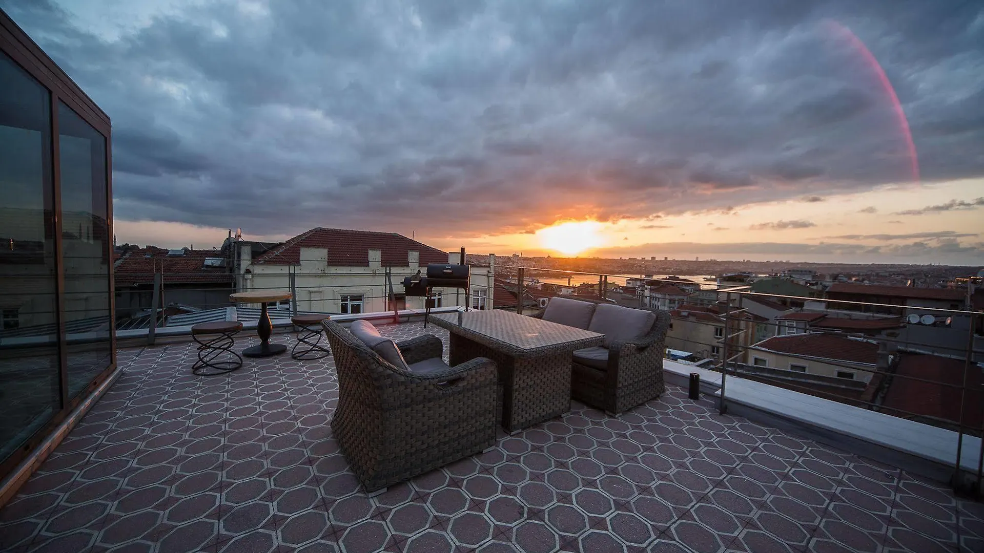 Galata Tower Vip Apartment Suites Stambuł