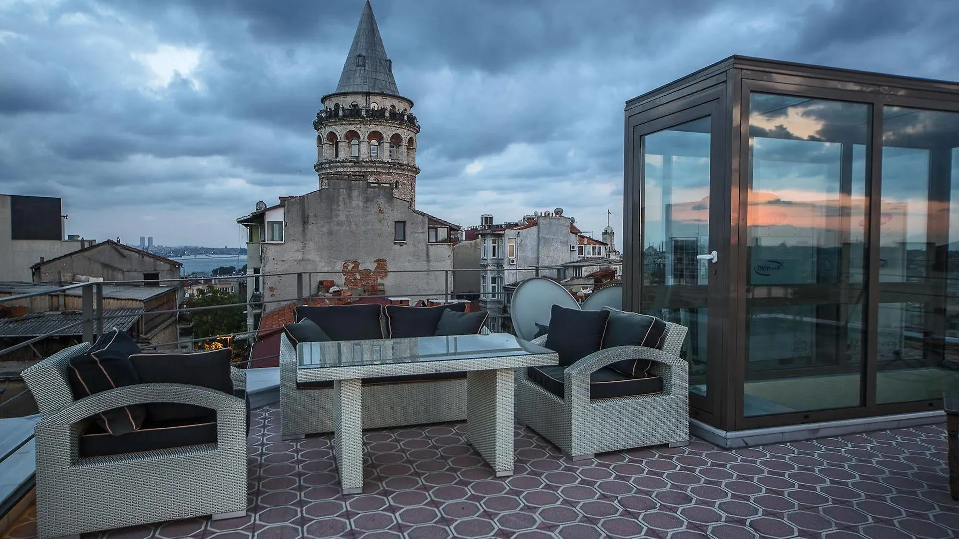 Galata Tower Vip Apartment Suites Istanbul